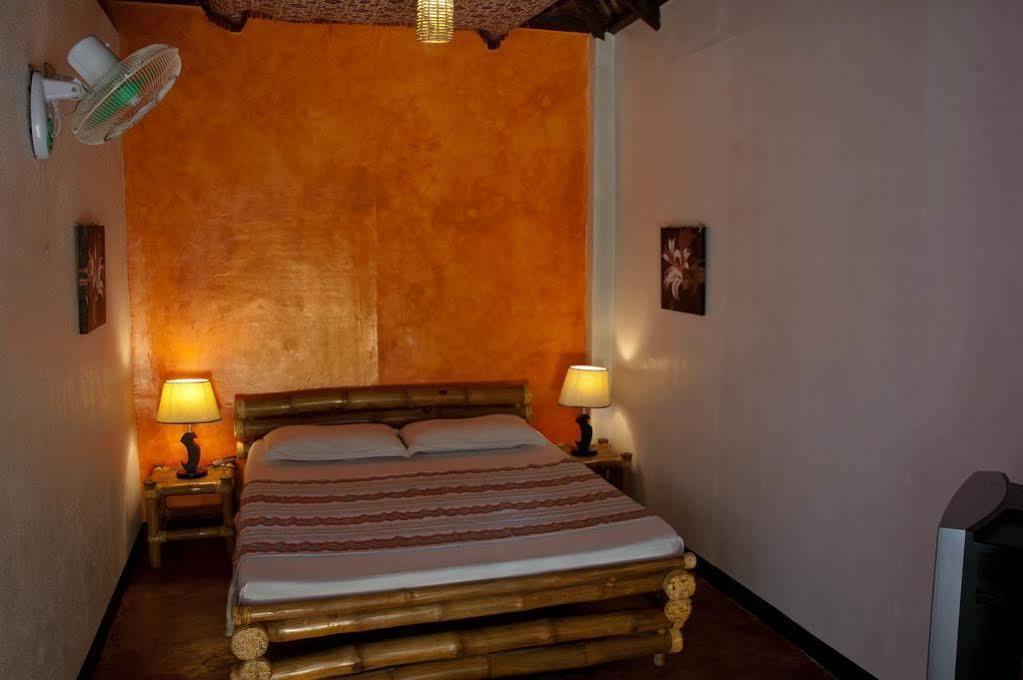 Blue Bayou Bungalows Balabag  المظهر الخارجي الصورة